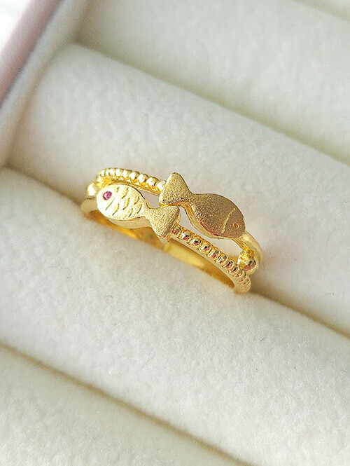 24K 순금 3.75g 루비아이 행운 물고기 두줄 애끼링