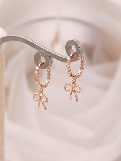 14K 18K 스프링 로프리본 컷팅링 귀걸이